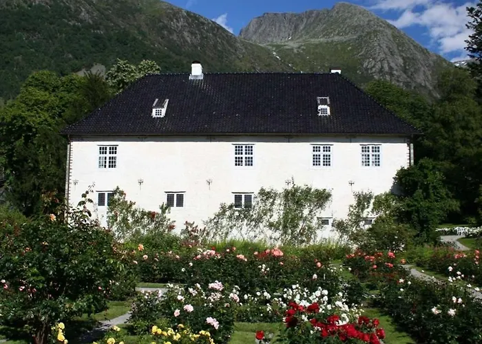 By The Fjord 아파트